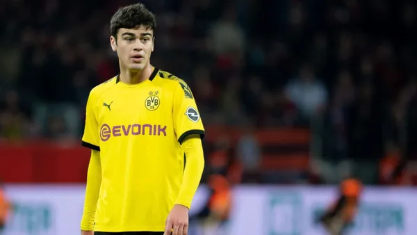 He was set to make his retunr on today's game, but his coach didn't call him.