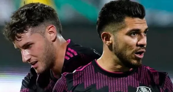 Henry Martín and what the player did when Chaquito sent the ball away from the goal.