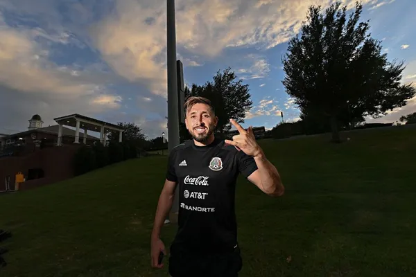 He's become a liability for El Tri, as he doesn't help the defense.