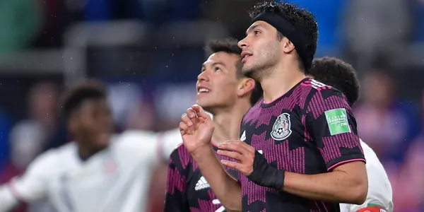 Hirving Lozano and Raúl Jiménez could share a team, and it's not Napoli