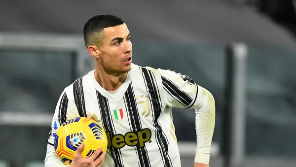 His pet was in a critical situation, and the Portuguese legend has done a master movement to save the poor kitty.