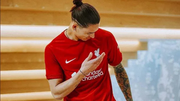 His teammates are excited about his arrival to the squad, he is expected to have an immediate impact on the pitch.