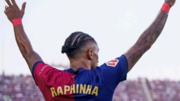 In a very intense match, Brazilian Raphinha scored Barcelona's equalizer
