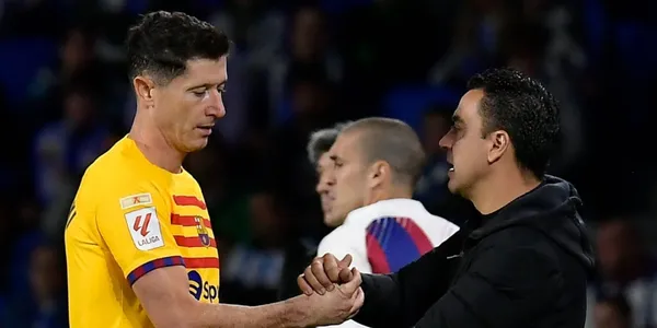 Is Robert Lewandowski's spot in Barcelona at risk?