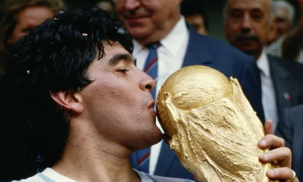 It was one of the most emblematic jerseys that the star used during his career and this is where it is and how much it is valuated at.