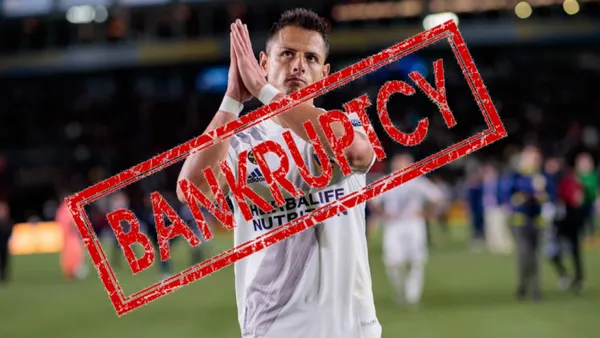 Javier “Chicharito” Hernandez is in a delicate situation and his financial future could be complicated due to his own decision