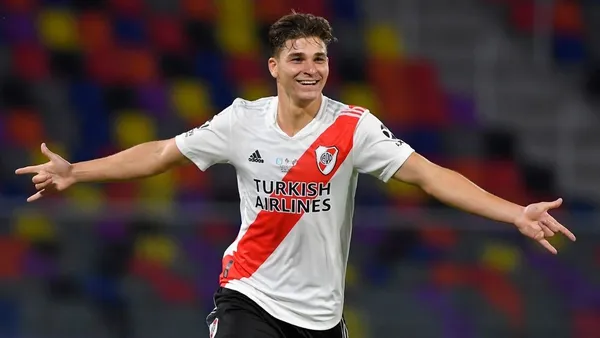 Julián Álvarez is River Plate and Argentina's new diamond, the 21-year-old striker who could be heading to Manchester City.