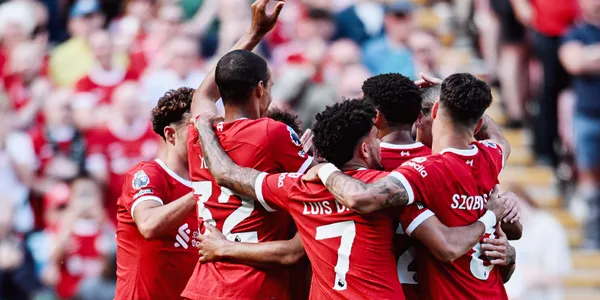 Jurgen Klopp's new star is playing at top level in the first matches of the Premier League. Look at his first goal.