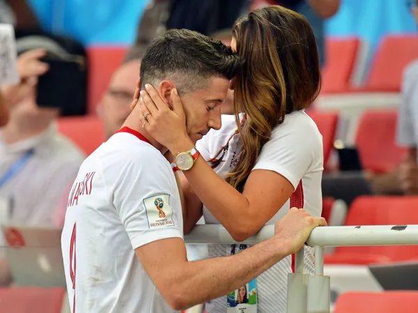 Just for him. As if coincidences did not exist, and we all have a marked destiny. It is that Robert Lewandowski's wife, incredible as it may seem, is called Anna Lewandowska.