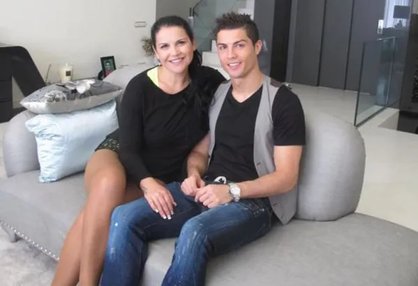 Katia Aveiro, Cristiano Ronaldo's sister, made the social networks explode with a post about the return of Cristiano Ronaldo to Manchester United after 12 years.