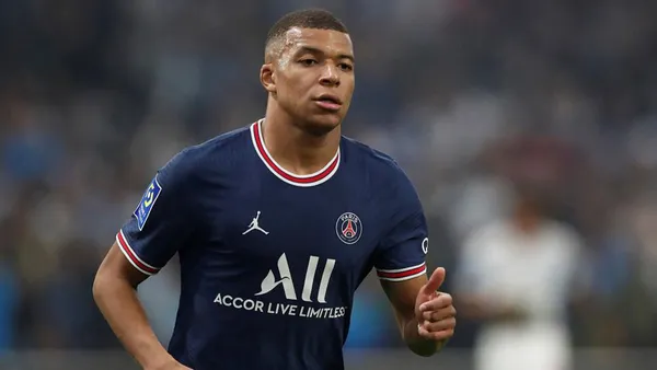 Kylian Mbappe is one of the best and highest paid players in the world. His father Wilfried is also his agent and also in charge of his contracts and transfers.