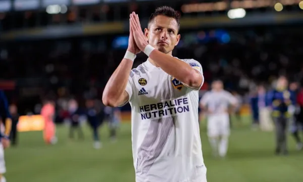 LA Galaxy want Chicharito Hernandez to remain at the club but the Mexican forward spoke about his personal moment and left some clues about his future.