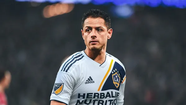 LA Galaxy wanted to negotiate Hernandez with Chivas but they told him it was too expensive so another Liga MX team would make the effort to have him.