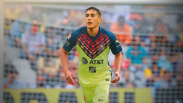 Las Águilas proposed a game plan that stuck the ball in the midfield.
