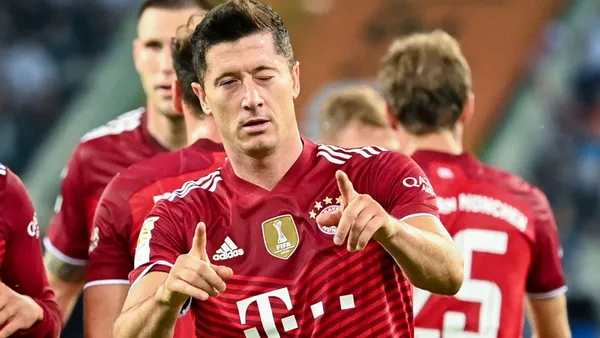 Lewandowski has six seasons with Bayern Munich, PSG wants to become a galaxy of stars and sign the Pole, and is attacking at the end of the transfer market.