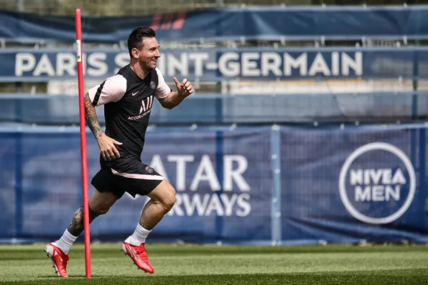 Lionel Messi has returned to PSG training in anticipation of the Champions League match against PSG after missing two matches.