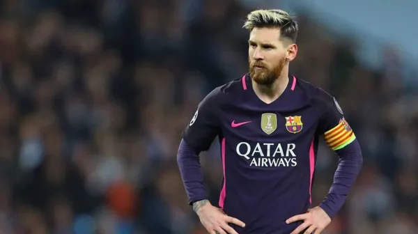 Lionel Messi was furious with some fans who came to Barcelona's training session.