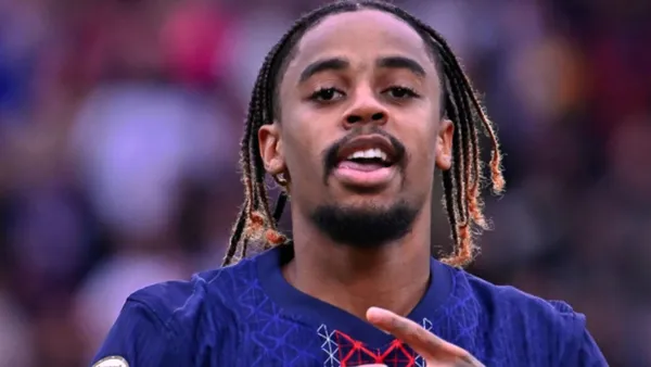 Liverpool could be monitoring french winger Bradley Barcola by the next season - Instagram @bradley_dls