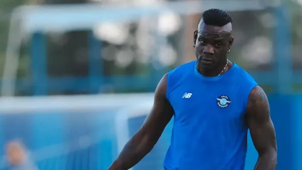 Liverpool former striker Mario Balotelli would be still looking forward to finding a new club.