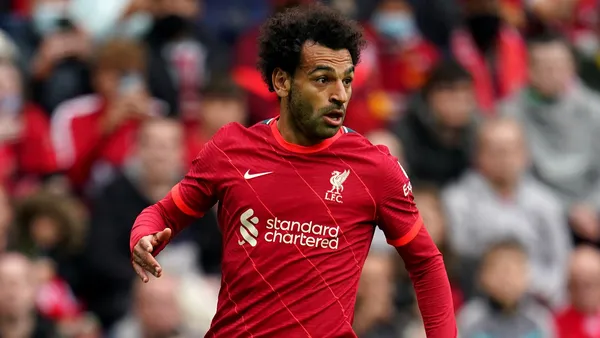 Liverpool winger Mohamed Salah is one of the club's players who is yet to accept a contract renewal, his new contract could make him the league's highest paid player.