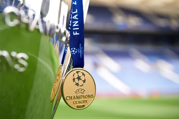 Manchester City and Chelsea will play the final this Saturday and whoever wins will win a real fortune