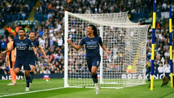 Manchester City had no problems winning at Elland Road and regaining the lead that Liverpool had taken from them a few hours earlier.