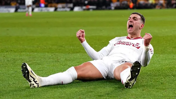 Manchester United's win was tarnished by a potentially serious knee injury for Lisandro Martinez.