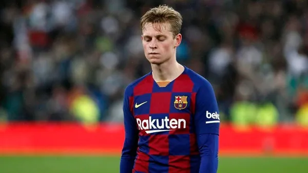 Marca newspaper reveals that if Frenkie de Jong stays at Barcelona until the end of his contract (June 2026), he will earn €88.5 million, excluding bonuses.
