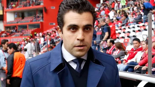 Marcelo Michel Leaño currently coaches Chivas.