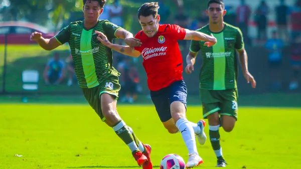 Marcelo Michel Leaño's Rebaño Sagrado thrashed its rival 8-0.