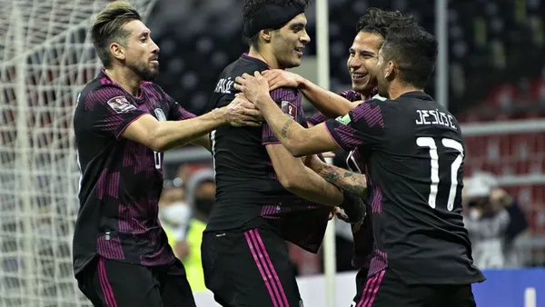 Mexican national team ranks in third place in the Concacaf standings.
