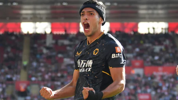 Mexican striker Raúl Jiménez scored Wolves' only goal in their 1-0 win over Southampton at the weekend, his first goal since his skull injury in 2020.