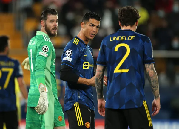 Michael Carrick has announced his first lineup for the Champions League match against Villarreal. What is their combined market value?