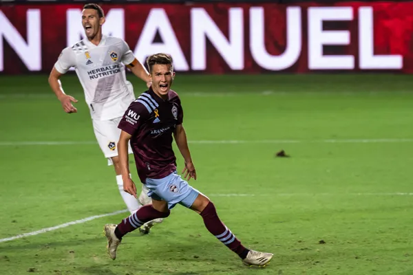 Named twice in a row in the MLS Team of the Week, the 19-year-old midfielder has stunned everyone and has an admiring confidence in his scoring virtue.