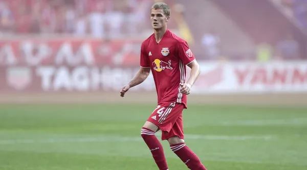 New York Red Bulls's striker Tom Barlow has good memories of facing Atlanta. He will try to put the Bulls back on the winning path.