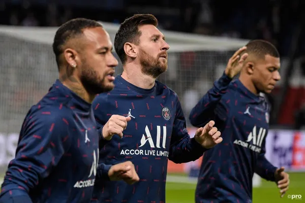 Neymar and Mbappé will stay in Paris until 2027 and 2025 respectively.