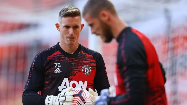 Nottingham Forest agree on personal terms with Man United goalkeeper.