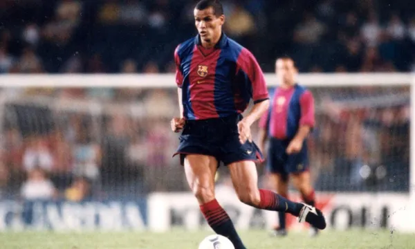 One of the best players Real Madrid has ever had was tributed by Rivaldo, who never did so about Barcelona.