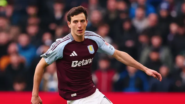 Photo: @AVFCOfficial