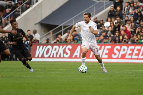 Pizarro isn't having a good sporting moment and his coach, Phil Neville, knows it