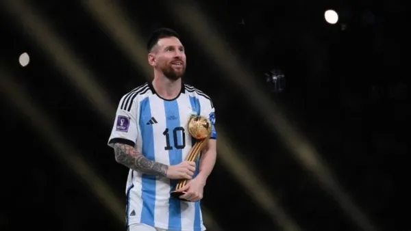 Played an important role in the comeback of the greatest footballer in history, suffers from a neurodegenerative disease