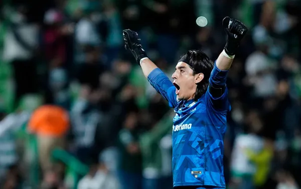 PSV scouts were impressed with the abilities of the Santos Laguna goalkeeper.