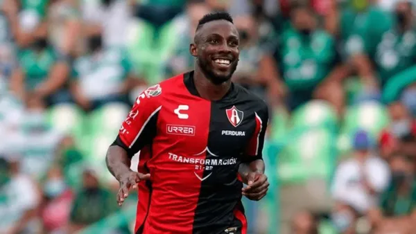 Quiñones has become a key player for Los Rojinegros.