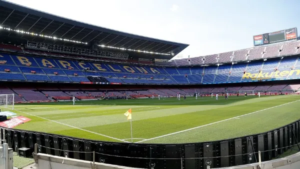 Rakuten's goodbye will leave an important hole in finances and Barcelona is already looking for a replacement to accommodate their numbers.