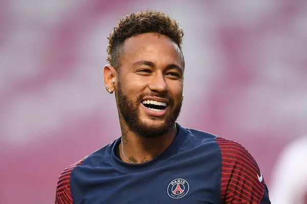 Read here how much is the contract of one of the best football stars worth and get to know all about Neymar.