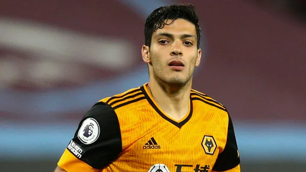Read here the details of the accident that almost ended Raul Jimenez’s career.