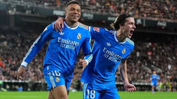 Real Madrid beat 2-0 against Valencia in La Liga - Real Madrid