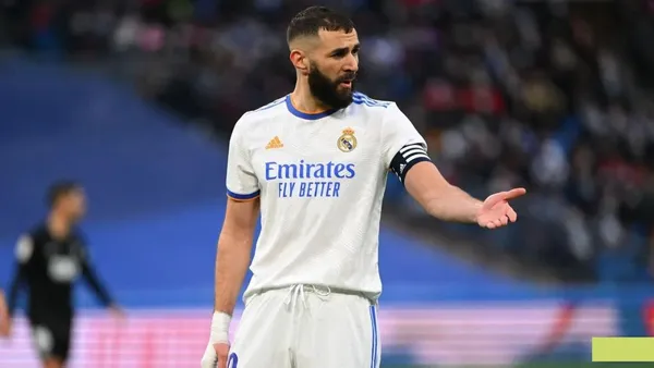 Real Madrid's official call-up list for the eagerly awaited 'Clasico' at the Santiago Bernabeu on Sunday is now known. Carlo Ancelotti will be without two key players.