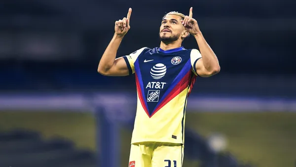 Ricardo Cadena asked for a striker after José Juan Macías' injury, one option was Henry Martín.