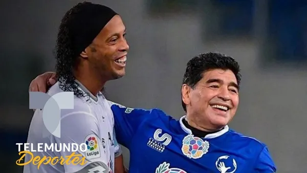Ronaldinho was always a good friend of Maradona but there was only one thing that he regrets for not having fulfilled.